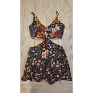 Farm Rio Women's Floral One Piece Cut Out Romper  Size M Casual